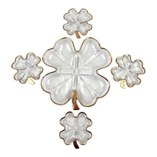 Mid 20th Century Mid-Century Modern Jeannette Glass Four-Leaf Clover Shamrock Gold Trim Serving Set - 5 Pieces For Sale