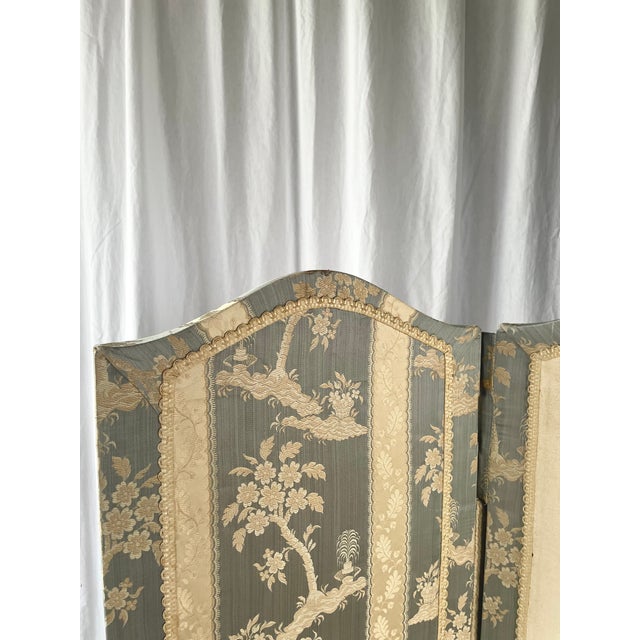 Vintage Screen in Damask Silk, 1920s For Sale - Image 6 of 18