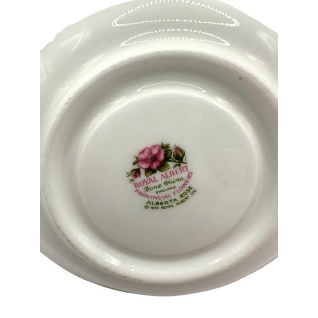 1970s Vintage Royal Albert Alberta Rose Teacup and Saucer Set of One For Sale - Image 5 of 14