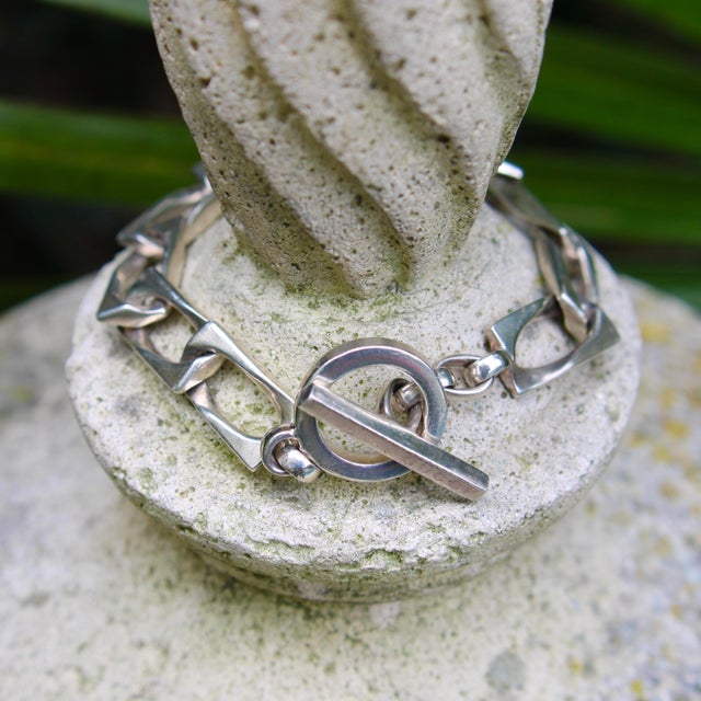 Metal Vintage Sterling Silver Gucci Toggle Bracelet For Sale - Image 7 of 7