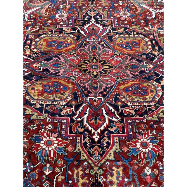 1940s Old Persian Heriz Area Rug 9’10” X 13’0″ For Sale - Image 11 of 12