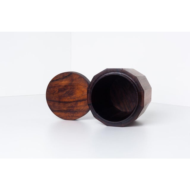 Brown 1960s Studio Craft Solid Rosewood Lidded Box, in the Style of Arthur Espenet Carpenter For Sale - Image 8 of 8