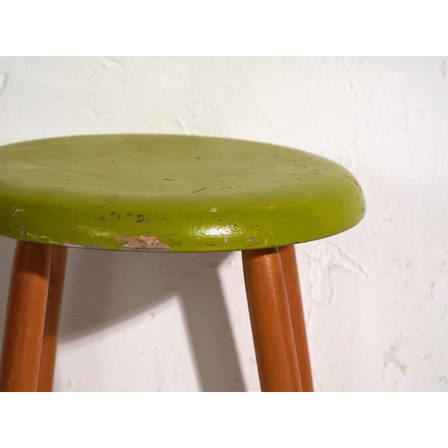 Mid-Century Modern Vintage Wooden Stool with Round Seat, 1950 For Sale - Image 3 of 7