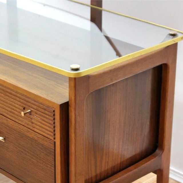 Mid-Century Modern 1950s Mid Century Dresser Vanity by Wrighton Furniture For Sale - Image 3 of 11