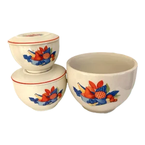Vintage Universal Cambridge Potteries Calico Fruit Nesting Bowls - Set of 3