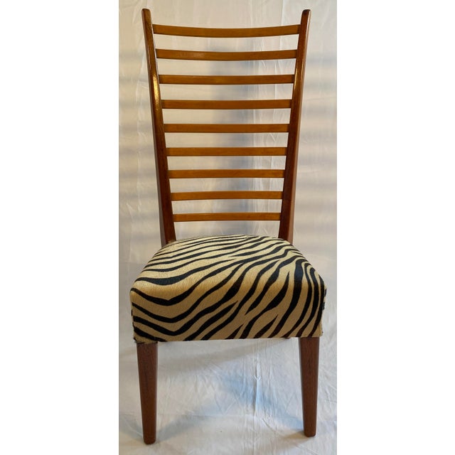 Important Italian Mid-Century Dining Table With 6 Chairs Style of Paolo Buffa For Sale - Image 13 of 17