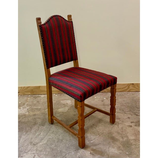 Mid-Century Modern A Pair of Henning Kjaernulf Style Danish Oak Dining Chairs, C. 1970s For Sale - Image 3 of 8