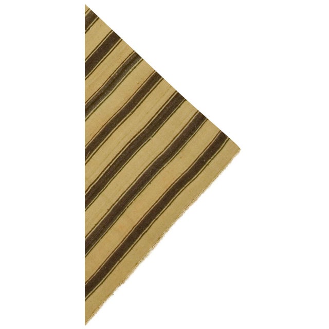 Contemporary Vintage Hand Woven Turkish Kilim Rug, 4'9 X 10'10 For Sale - Image 3 of 8