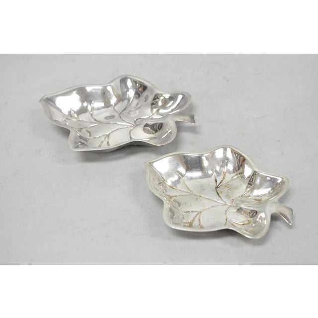 Vintage Canterbury Silver Plated Miniature Leaf Shaped Trinkets Dish Set of 2 For Sale - Image 4 of 10