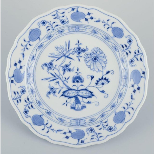 Blue Onion Patterned Porcelain Plates, Meissen, Germany, 1890s, Set of 4 For Sale - Image 5 of 10