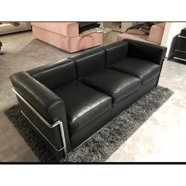 LC2 Sofa Le Corbusier for Cassina, 2010s, in Flawless conditions. Designed 1920 to 1949 This piece has an attribution...