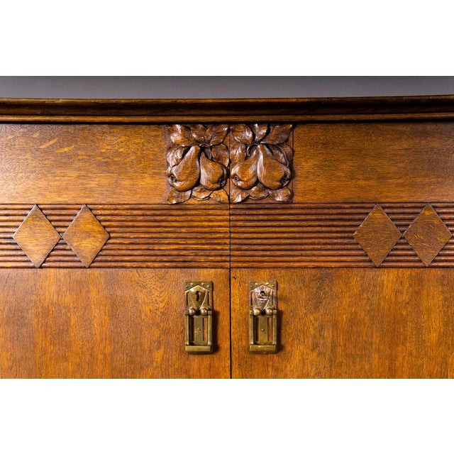 Art Nouveau Commode in Oak For Sale - Image 16 of 18
