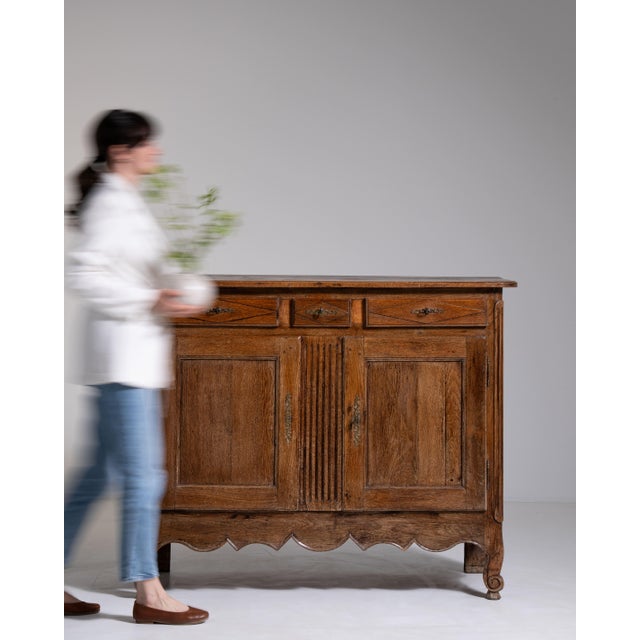 Louis XV Buffet in Original Patina Early 19th Century France For Sale - Image 4 of 16