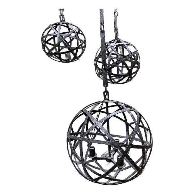 2016 Gregorius Pineo Custom Three-Orb Kepler Chandelier in Desert Black For Sale