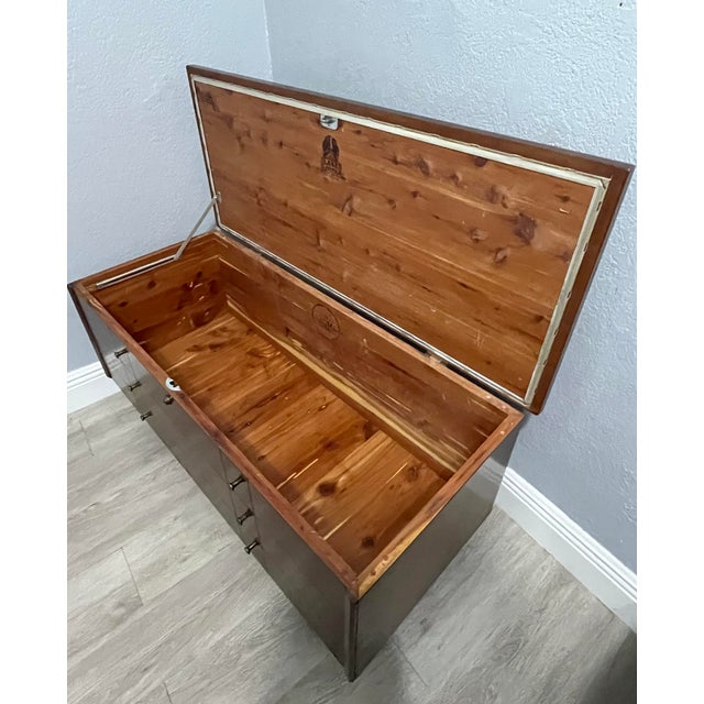Mid-Century Modern 1964 Lane Cedar Hope Chest - Mid-Century Modern With New Safety Lock For Sale - Image 3 of 7