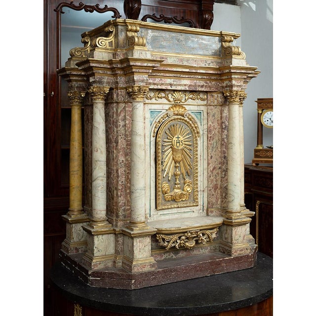 Antique Tabernacle of Roman Origin in Marbled Wood, 17th Century For Sale - Image 3 of 8