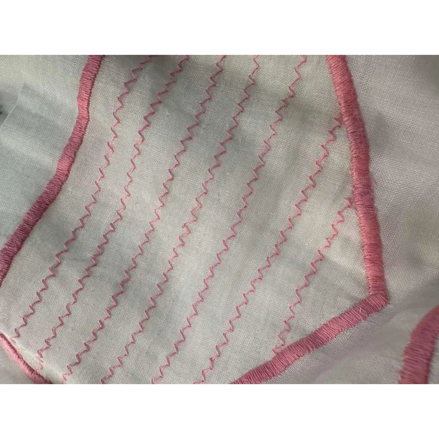 1930s Vintage 1940s Sheer Organza Apron  Mint Floral Appliqué, Pin-Up Style For Sale - Image 5 of 7