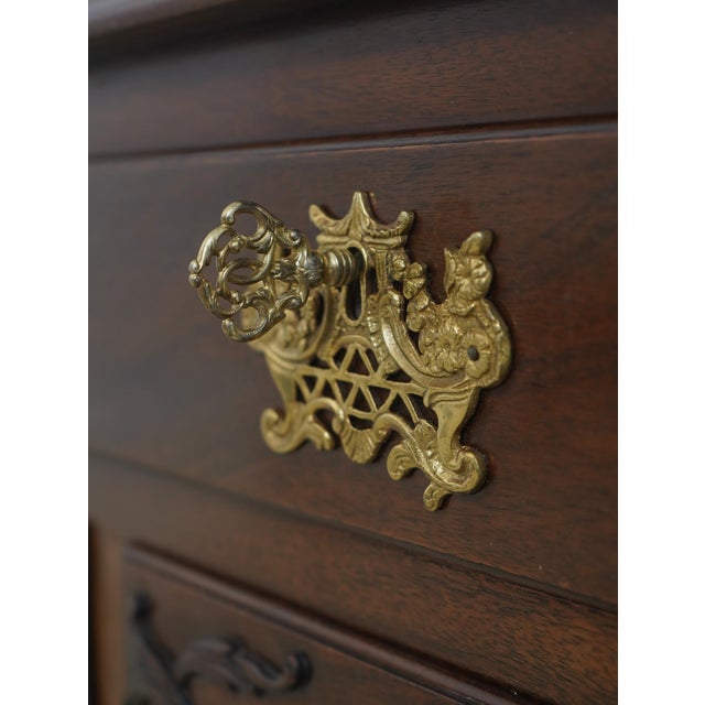 Kindel Winterthur Collection Mahogany Lowboy For Sale In Philadelphia - Image 6 of 17