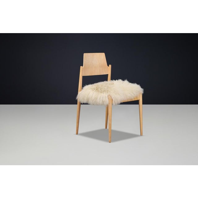1 of 100+ SE 119 Dining Chairs in Tibetan Ecru Sheepskin attributed to Egon Eiermann, 1950s For Sale - Image 3 of 10