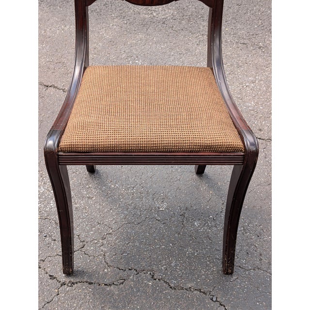 1960s Set of 8 Duncan Phyfe Style Mahogany Dining Chairs Attributed to Pennsylvania House For Sale - Image 11 of 12