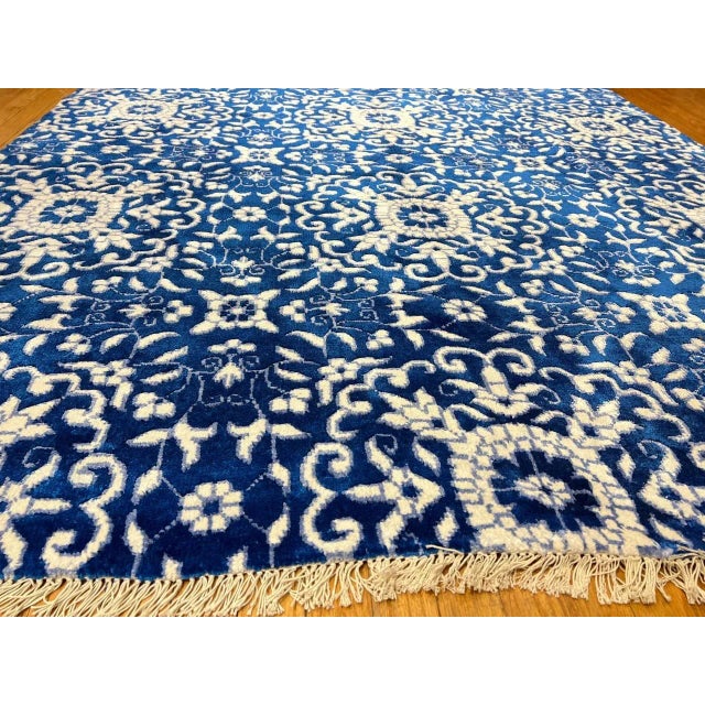 2020s Fine Hand Knotted Silk & Wool Modern Rug For Sale - Image 4 of 8