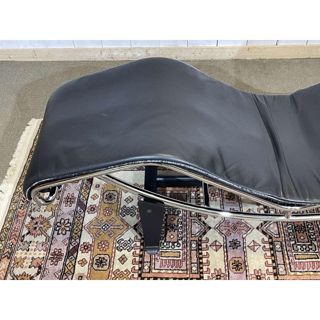 2000 - 2009 Chaise Longue in the style of the LC4 from Le Corbusier, 2000s For Sale - Image 5 of 18
