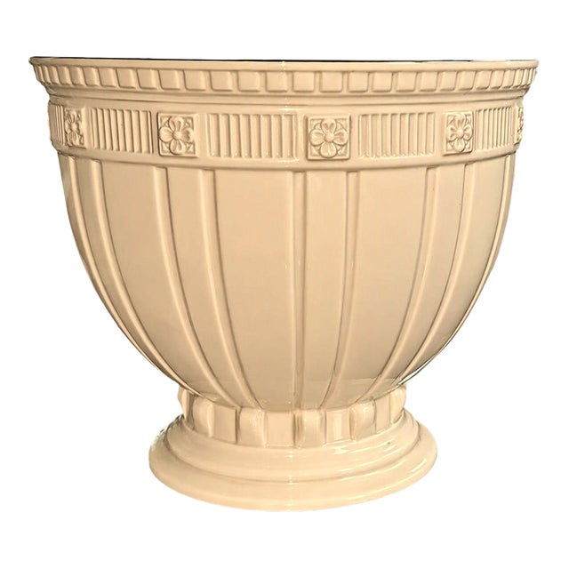 1990s Lenox Ivory Pedestal Bowl – Made in the Usa For Sale