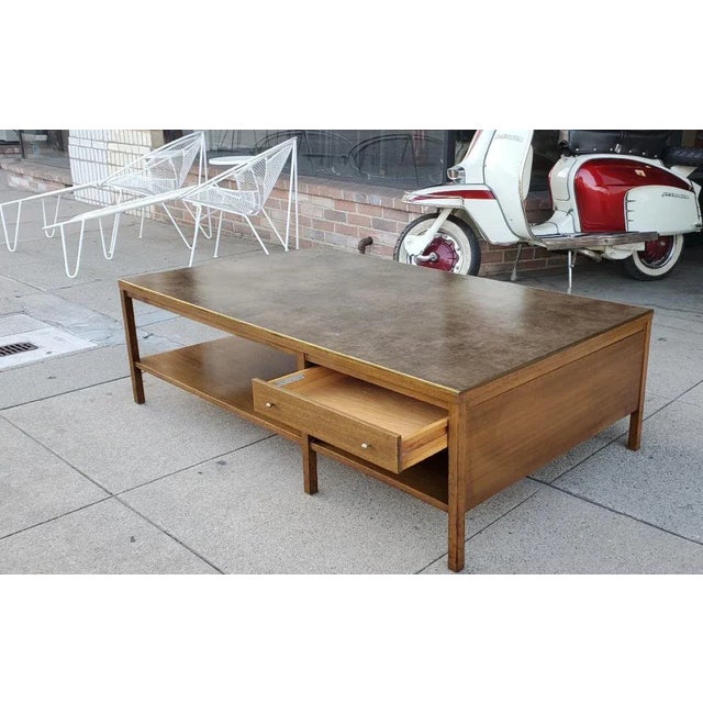 Mid-Century Modern 1950s Paul McCobb for Calvin Coffee Table Leather Top Philippine Mahogany Brass Trim For Sale - Image 3 of 13