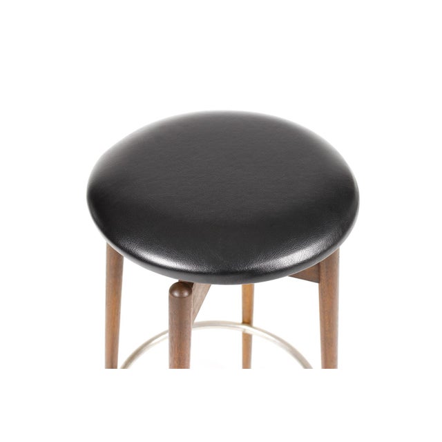 Mid Century Vintage Albert Parvin Walnut Barstools — Swivel Seats — Black Vinyl— Pair For Sale In Los Angeles - Image 6 of 7