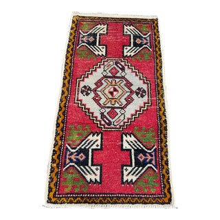 Turkish Yastik Rug 1'9" x 3'3" For Sale