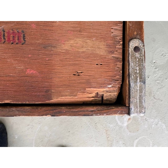 Vintage Budweiser Wooden Beer Crate With Original Graphics – Anheuser-Busch, C. 1940s–1950s For Sale - Image 9 of 11