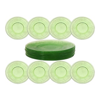 Early 20th Century Art Deco Cameo Green Depression Uranium Glass Plates, Set of 8 For Sale