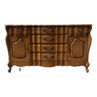 Vintage French Provincial Sideboard Buffet Credenza Server With Serpentine Front For Sale