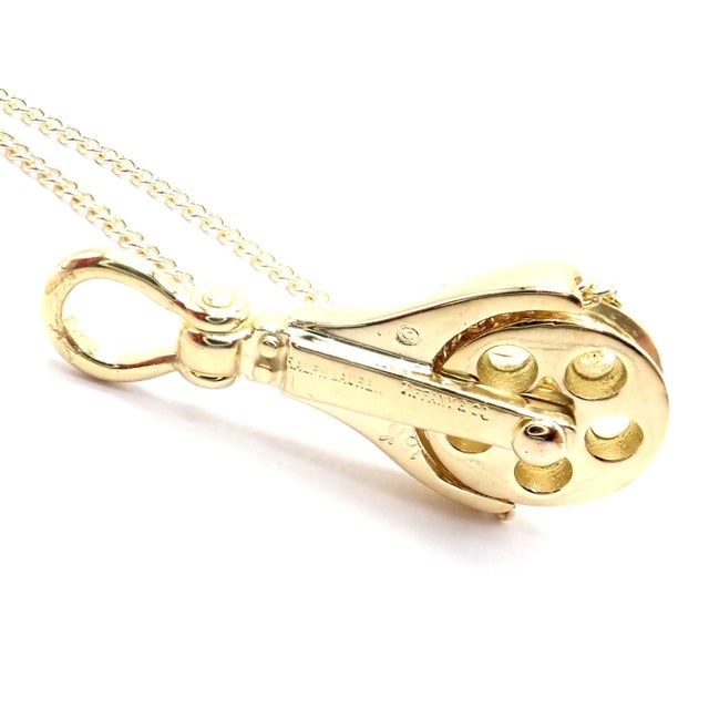 Vintage Tiffany & Co. Ralph Lauren Yellow Gold Pulley Pendant Necklace For Sale - Image 12 of 14