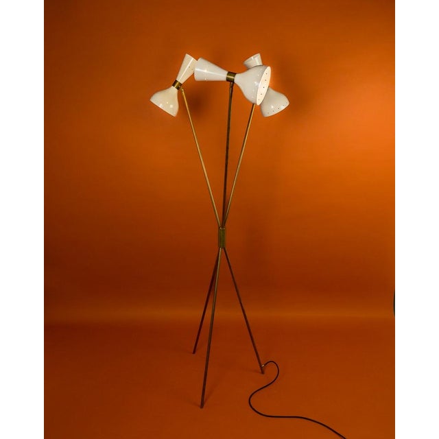 1970s White Diabolo Tripod Spotlight Lamp from Stilnovo, 1970s For Sale - Image 5 of 5