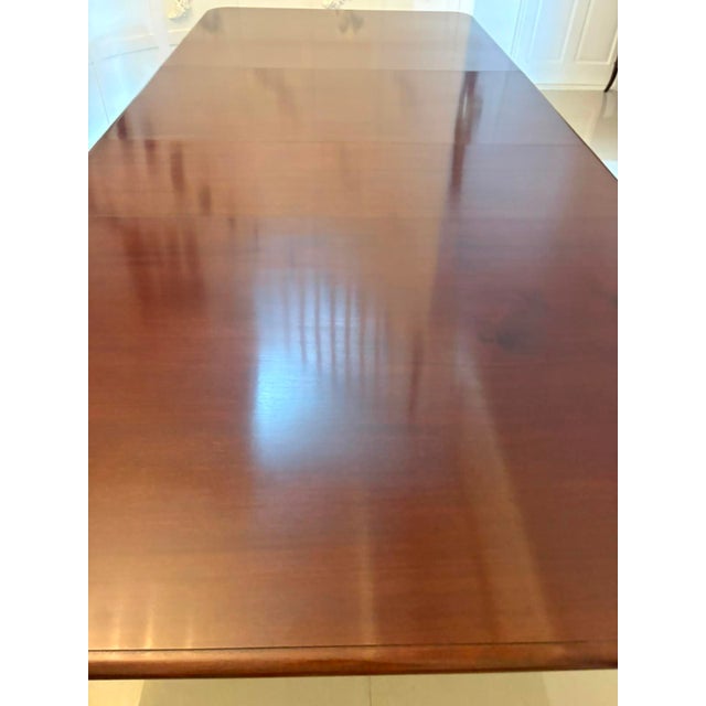 Wood Antique William IV Extendable Dining Table in Figured Mahogany, 1835 For Sale - Image 7 of 15