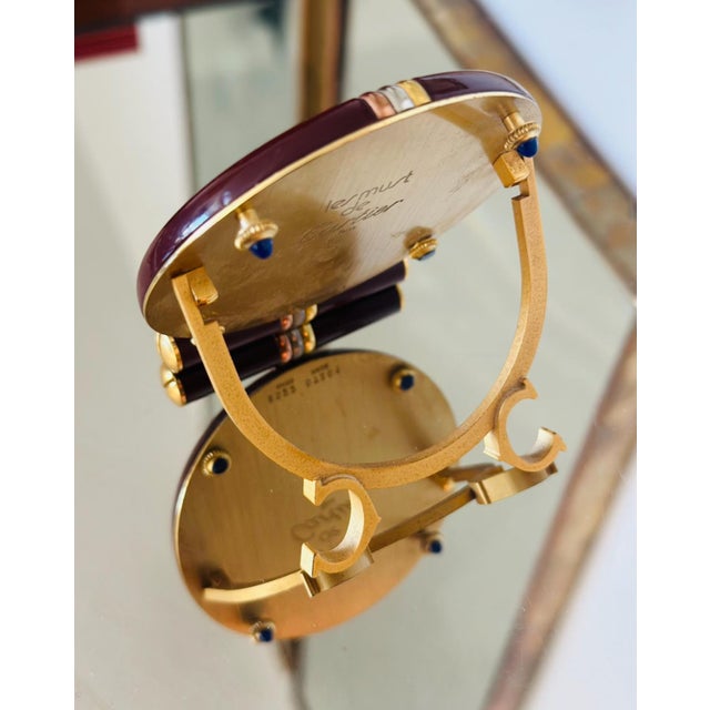 Art Deco Cartier 1985 "Les Must De Cartier" Round Picture Frame in Burgundy With 18k Gold Detail. Signed With Original Box For Sale - Image 3 of 10