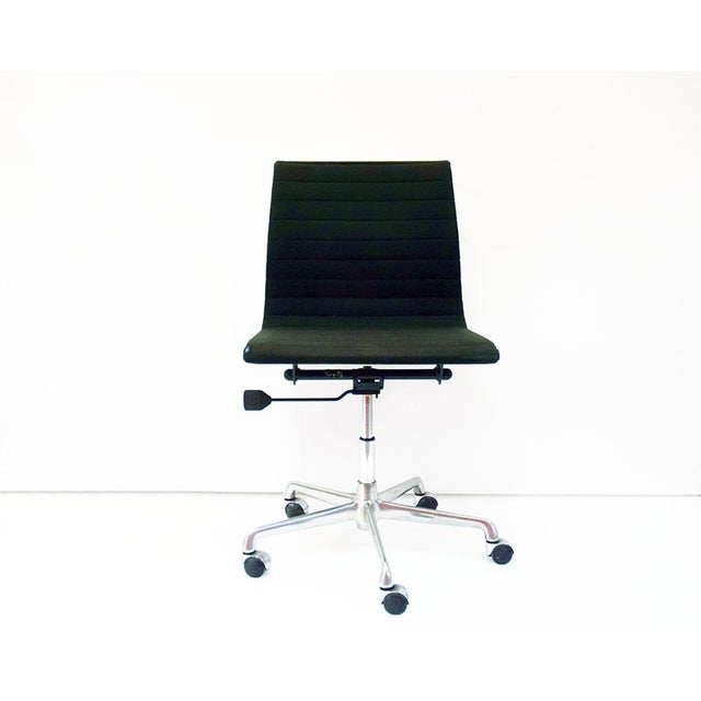 Black Office Chair by Charles and Ray Eames for ICF De Padova, 1970s For Sale - Image 8 of 10