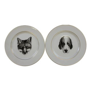Late 20th Century Fox & Hound Dinner Plates- Set of 2 For Sale