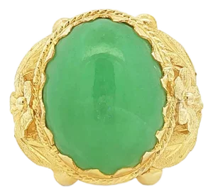 1960's Jadeite 14k Yellow Gold Floral Design Ring, Size 7