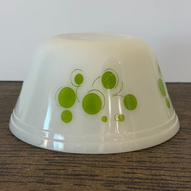 Federal Glass Rare - MCM Federal Glass Atomic Dots, Polka Dots, Mixing Bowls, Set of 5 For Sale - Image 4 of 7