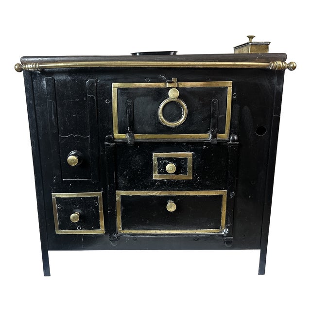 Antique Children's Stove in Cast Iron, 1890s For Sale