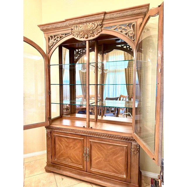 2010s Bernhardt China Hutch For Sale - Image 5 of 12