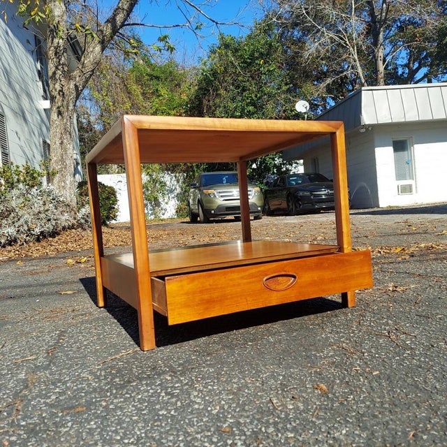 Mid-Century Modern Michael Taylor for Baker End Table For Sale - Image 3 of 13