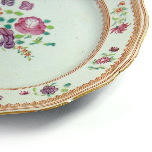 Gold 18th Century Qianlong Fencai Porcelain Plate, China For Sale - Image 8 of 11