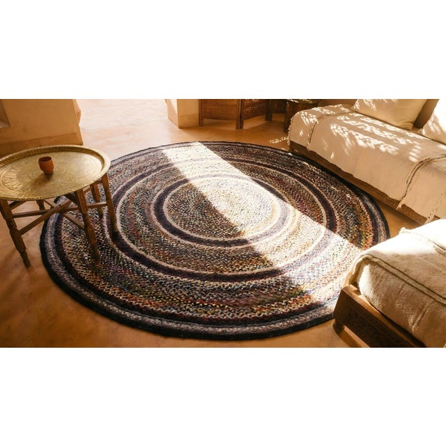 1930s Multicolor Geometric Folk Art Antique American Braided Rug 9'10'' X 9'10'' Oval Carpet For Sale - Image 13 of 15