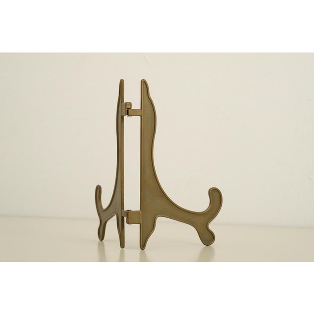 1960s Vintage Brass Plate Stand, 1960s For Sale - Image 5 of 7