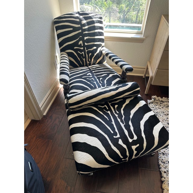 1990s George Smith Edwardian Style Chair and Ottoman For Sale In Austin - Image 6 of 10