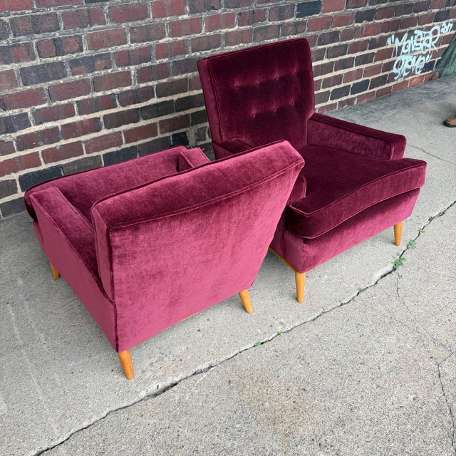 Pair of t.h. Robsjohn Gibbings Lounge Chairs Redone in Mohair. For Sale In Cleveland - Image 6 of 11