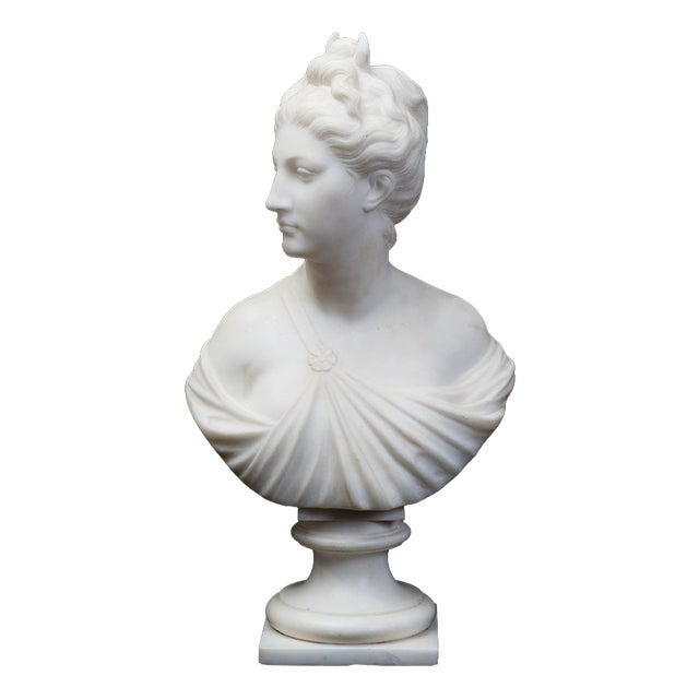 Antique 19th Century Neo-Classical Sculpture in White Statuary Marble Depicting Diana the Huntress, France For Sale